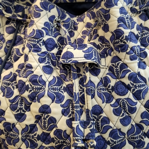 GUC Vera Bradley backpack - Picture 3 of 4